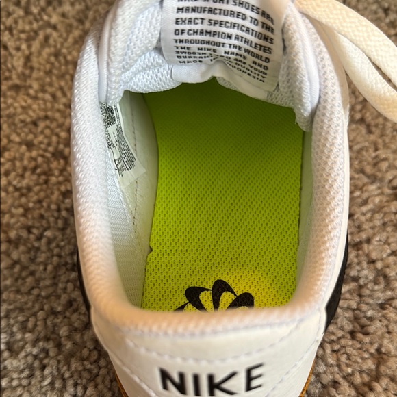 Nike Court Legacy Next Nature - Women’s size 7 - Picture 15 of 16